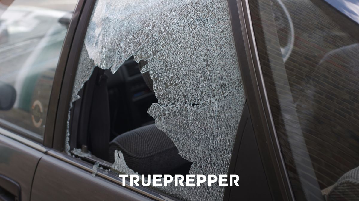 https://www.trueprepper.com/wp-content/uploads/Best-Window-Breaker-for-Vehicle-Glass-and-Survival.jpg